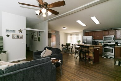 28867 Highway 190 unit A, Porterville, CA 93257 - photo 3