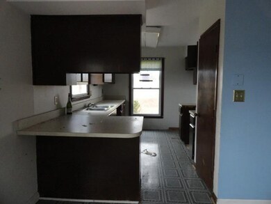 2705 Oregon Rd, Versailles, KY 40383 - photo 6