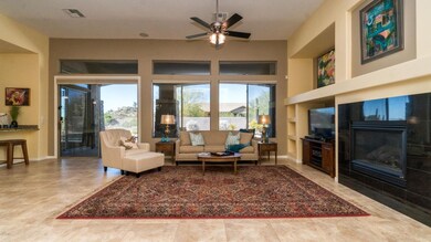 2420 N Keesha-10