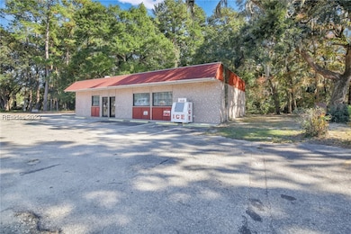 2769 Trask Pkwy, Beaufort, SC 29906 - photo 4