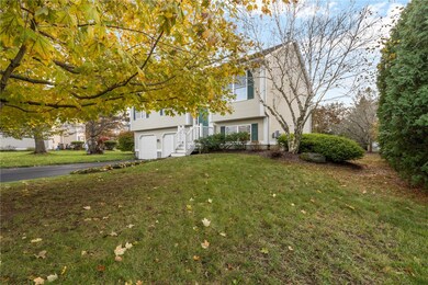 102 Straw Ln, Wakefield, RI 02879 - photo 2