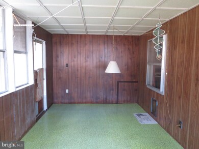 13109 Beaver Terrace, Rockville, MD 20853 - photo 7