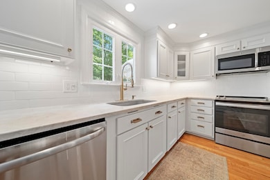 1 Fern St, Windham, NH 03087 - photo 5