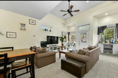 815 E 4th St unit 1, Boston, MA 02127 - photo 4