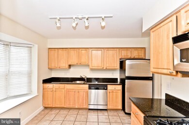 14107 Yorkshire Woods Dr, Silver Spring, MD 20906 - photo 6