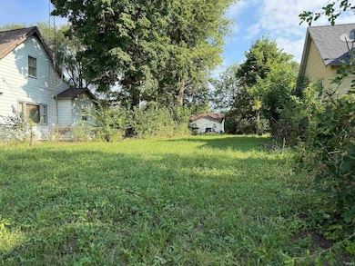 1512 W Spencer Ave, Marion, IN 46952 - photo 2