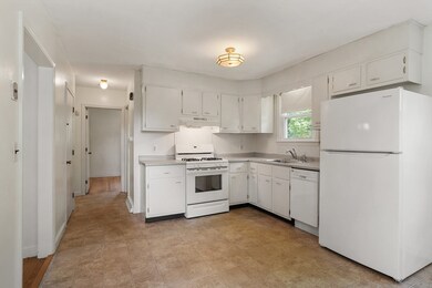 22 Harlem St, Dracut, MA 01826 - photo 4