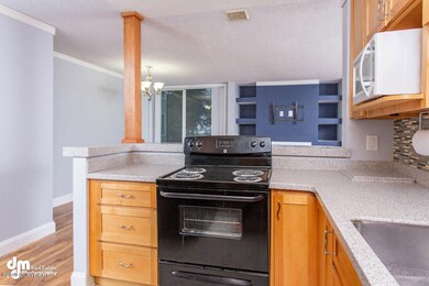 Kitchen_5298-SMALL