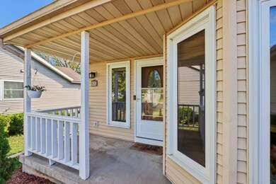 931 Clover Ln, de Forest, WI 53532 - photo 5