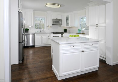 21 Guilford Ln, Greenwich, CT 06831 - photo 6