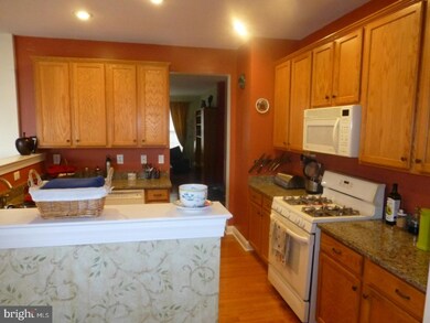 4 Newtown Blvd, Trenton, NJ 08691 - photo 5