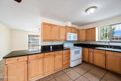 08-Kitchen