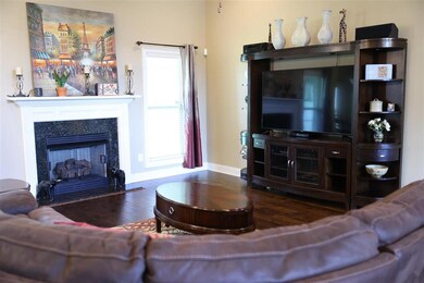 114 Abercorn St, Warner Robins, GA 31088 - photo 3