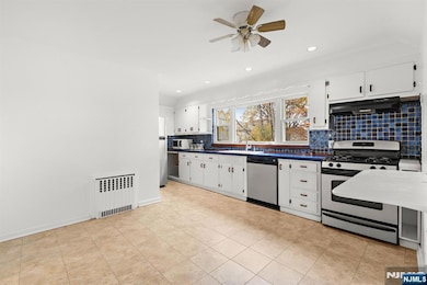 97 Riverview Ave unit 2, Cliffside Park, NJ 07010 - photo 2