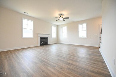 162 Johnson Ridge Way, Four Oaks, NC 27524 - photo 5