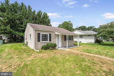 1306 Wilson Point Rd, Middle River, MD 21220 - photo 2