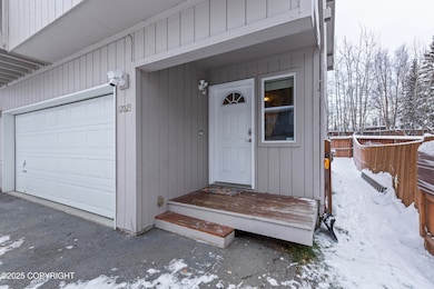 Exterior Front Entry