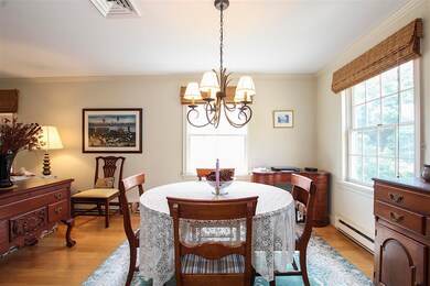 dining room-7366908