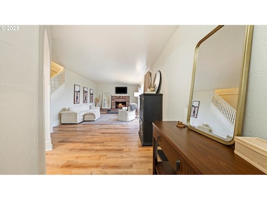 1205 S 1st St, Hermiston, OR 97838 - photo 5