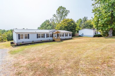 614 Crystal View Ct, Dalton, GA 30721 - photo 2