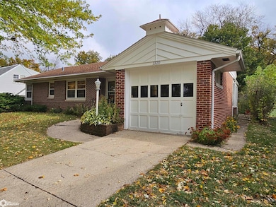 1320 N Adams St, Carroll, IA 51401 - photo 4