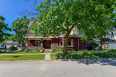 001-Front_View-2836034-medium