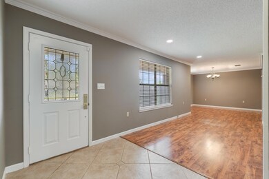 64 lake lorraine cir-007
