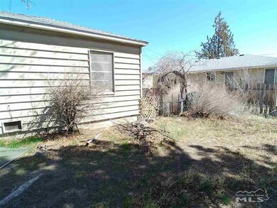 1111 Prater Way, Sparks, NV 89431 - photo 2