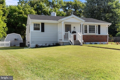 212 Cheddington Rd, Linthicum Heights, MD 21090 - photo 2