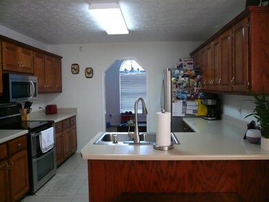 Kitchen - oven will be replaced with a single oven