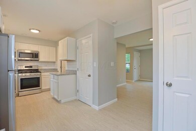 4774 Wendler Blvd_web-8