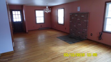 182 Lake Quinn Rd, Waymart, PA 18472 - photo 4