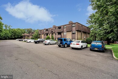 724 Woodmill Dr unit 24, East Windsor, NJ 08512 - photo 2