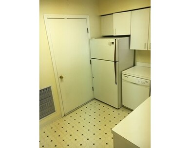 The Vicomte unit 504, Allston, MA 02134 - photo 5