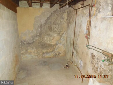 1352 Edgehill Rd, Darby, PA 19023 - photo 6