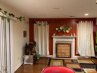 607 Timber Rd, Edison, NJ 08820 - photo 4