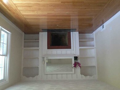 14 Tulip Cir, Cranston, RI 02920 - photo 3