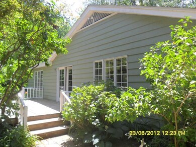 13868 Peach St, Three Oaks, MI 49128 - photo 2