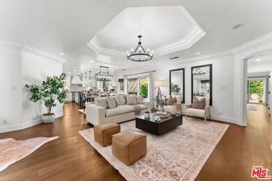 5525 Cantaloupe Ave, Sherman Oaks, CA 91401 - photo 4