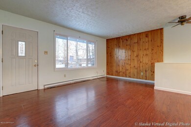 4106 Gilmore Ct, Anchorage, AK 99503 - photo 3