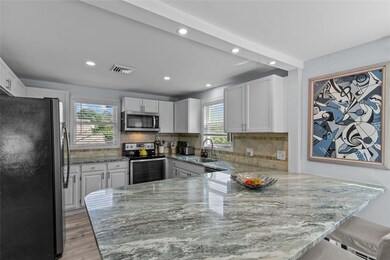 72 Warren Ave unit B, Middletown, RI 02842 - photo 3