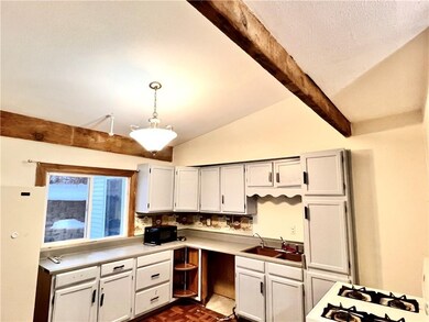 2528 SE 5th St, Des Moines, IA 50315 - photo 6