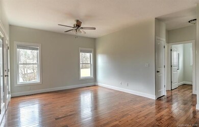 12 Floyd Dr, Asheville, NC 28803 - photo 5