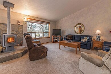 64523 Mcgrath Rd, Bend, OR 97701 - photo 4