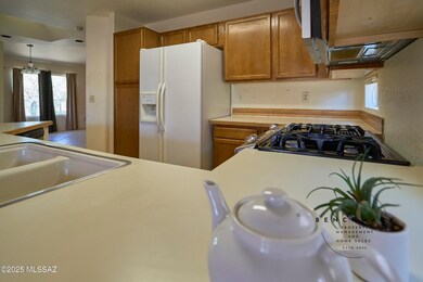 4703 W Gatehinge Ct - Kitchen 03