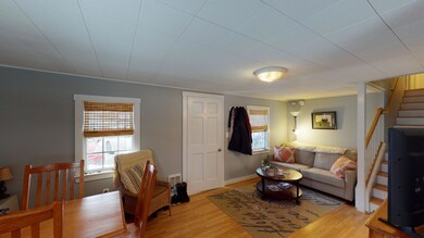 488 Main Street Living Dining