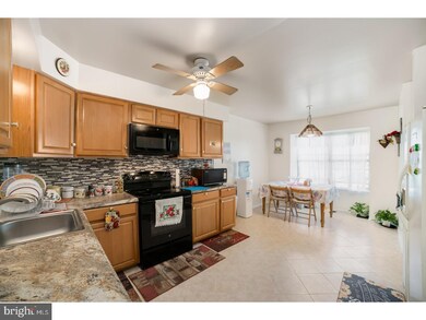 2407 Cambridge Cir, Hatfield, PA 19440 - photo 7