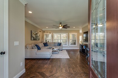 189 Old Stone Cir, Manchester, TN 37355 - photo 6