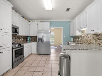 146 Woodwind Dr, Pineville, LA 71360 - photo 2