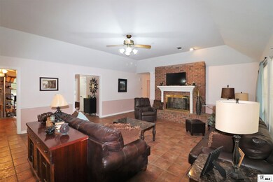 702 Fernhurst Dr, Bastrop, LA 71220 - photo 7